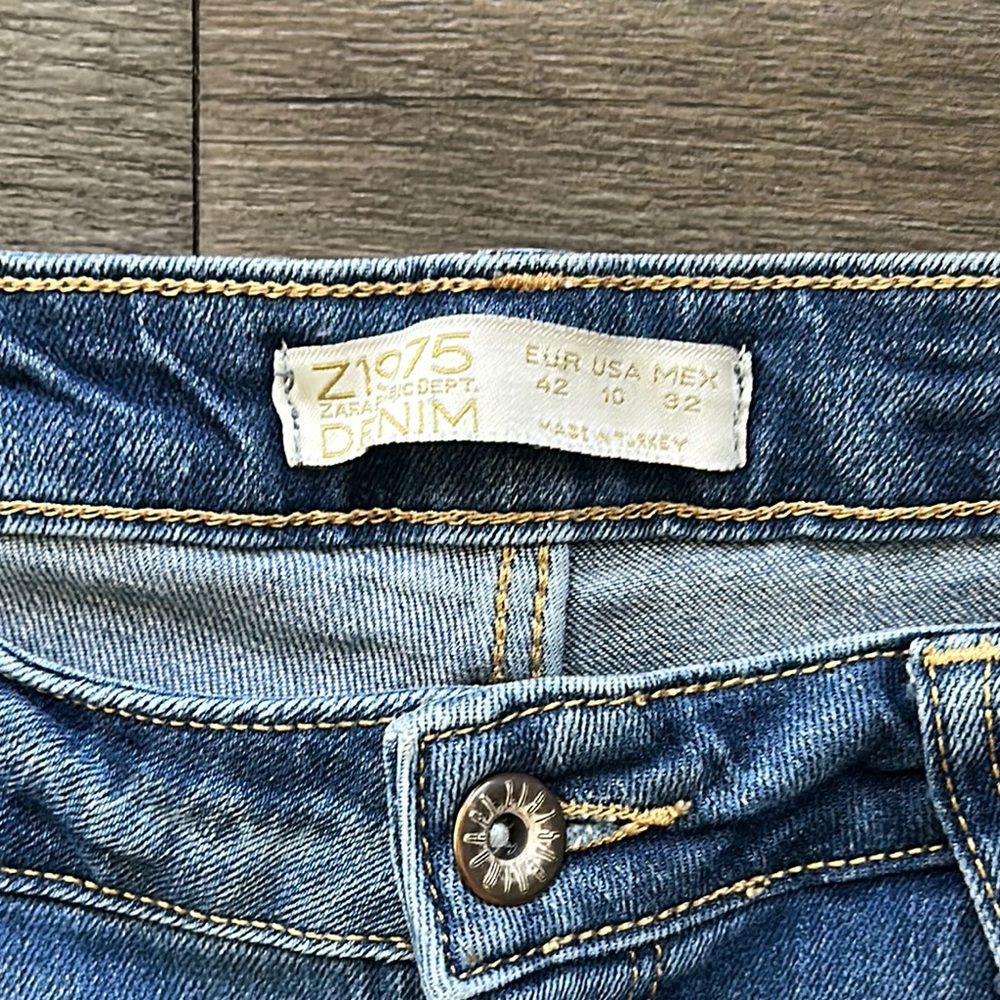 Zara Light Blue Boyfriend Jeans - Picture 2 of 6
